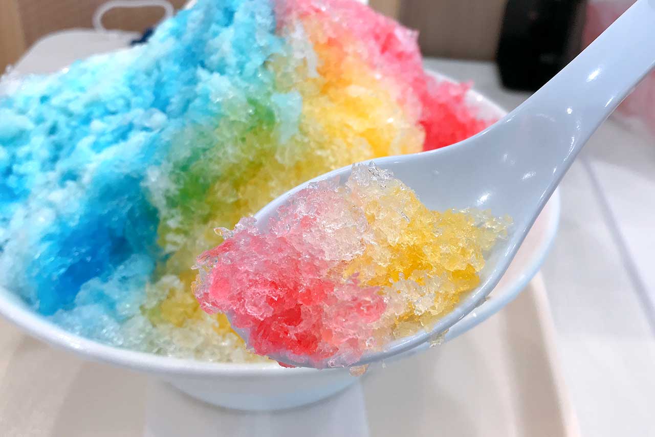 イトーヨーカドー「ポッポ」のかき氷丼が巨大すぎ!夏休みはこれで冷えて…いや、凍えてほしい!