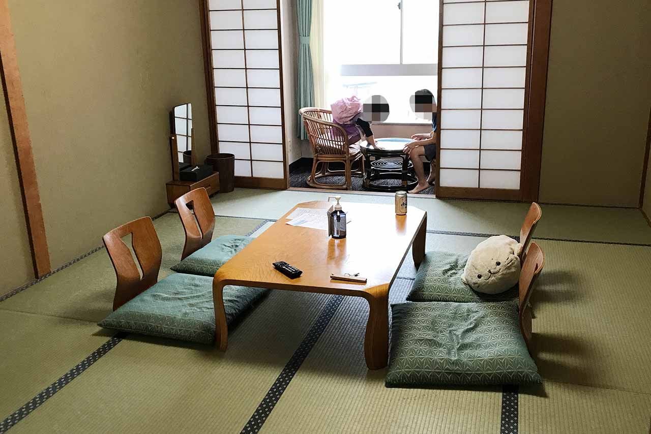 館山ウミサトホテルはコスパ最良！ハイシーズンでも家族4人で3万円切るってどゆこと！？