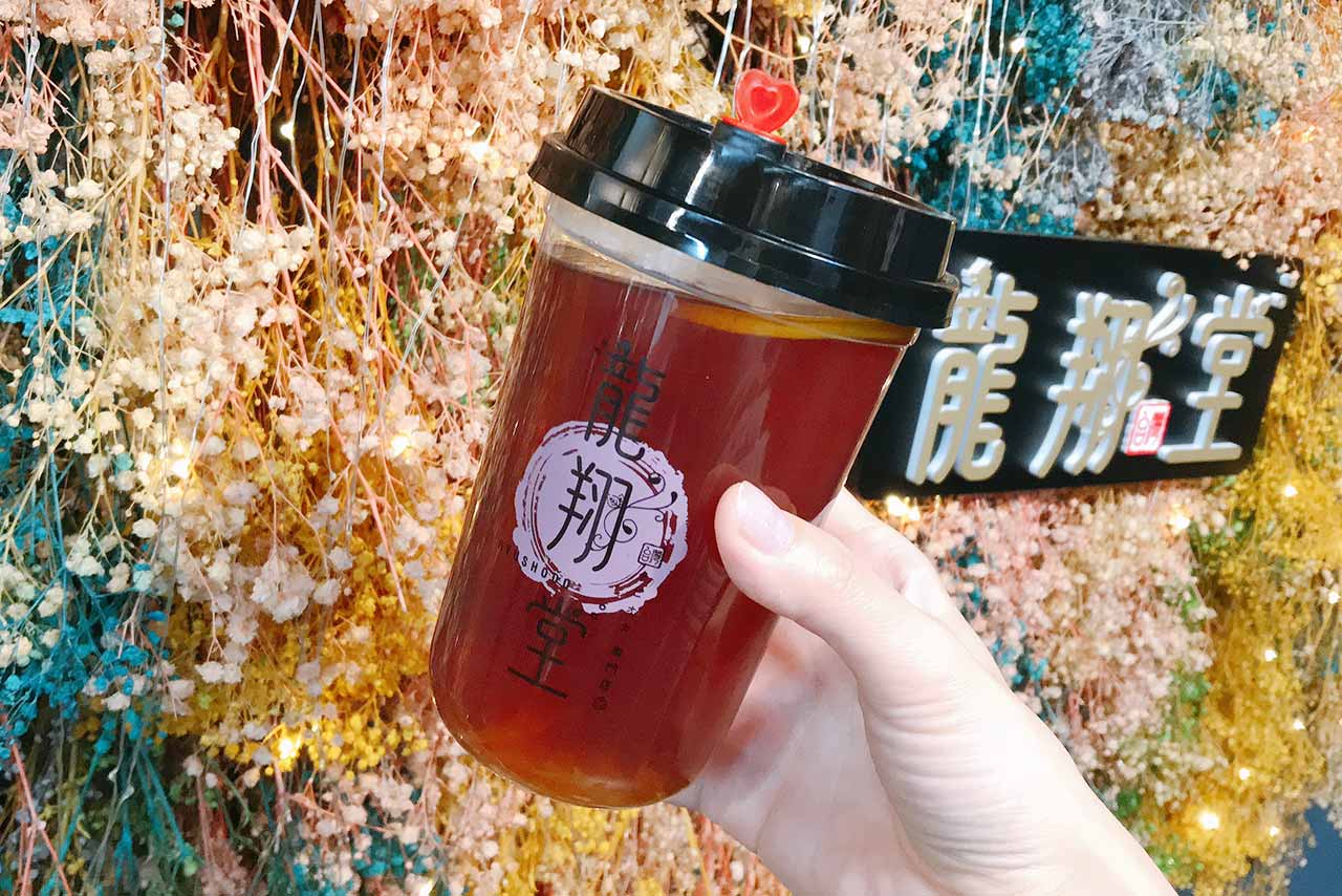 龍翔堂四街道店の新作チョコバナナフルラートはもはや飲むパフェ！はちみつレモンティーとソフトクリームも新登場