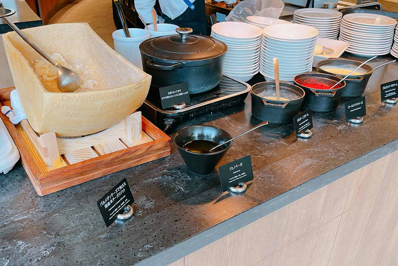 ヒルトン東京ベイのフォレストガーデンで大人のランチビュッフェ!高級感に酔えるし何食べても旨いぞ