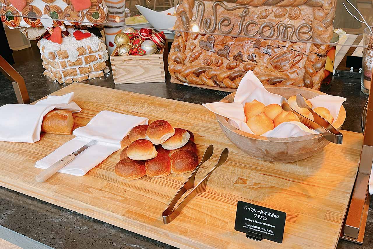 ヒルトン東京ベイのフォレストガーデンで大人のランチビュッフェ!高級感に酔えるし何食べても旨いぞ