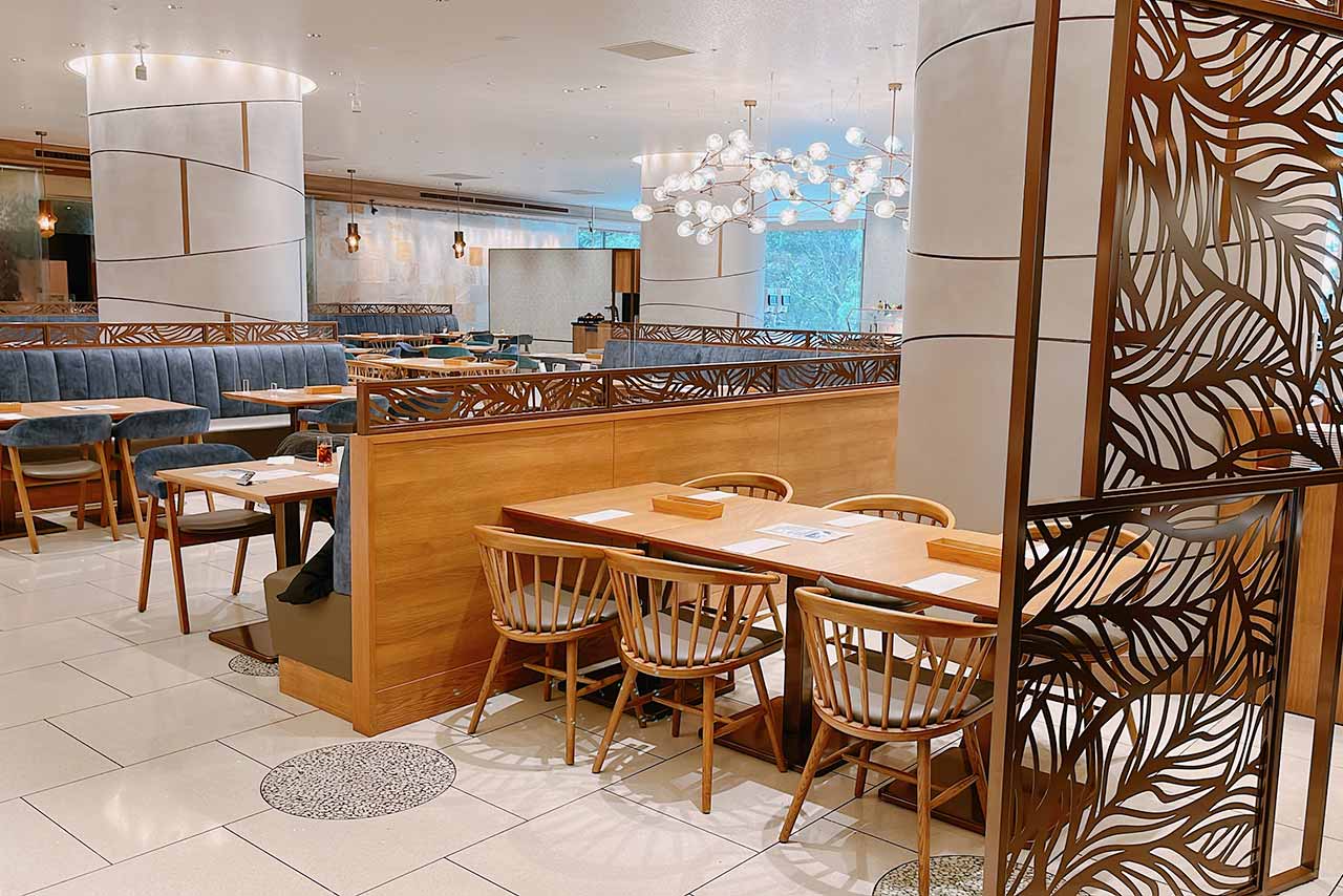 ヒルトン東京ベイのフォレストガーデンで大人のランチビュッフェ!高級感に酔えるし何食べても旨いぞ